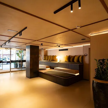 Hotel Zenit Borrell 4*