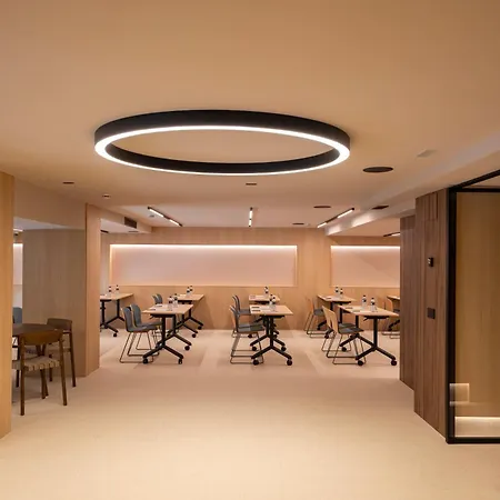 Zenit Borrell Ξενοδοχείο 4*