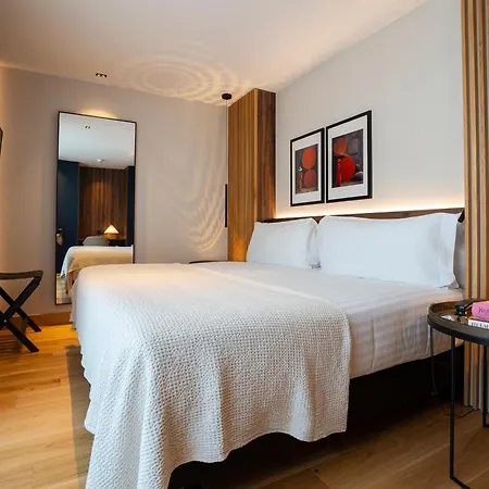 Zenit Borrell Ξενοδοχείο