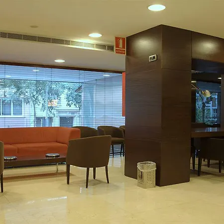 Hotell Zenit Borrell 4*