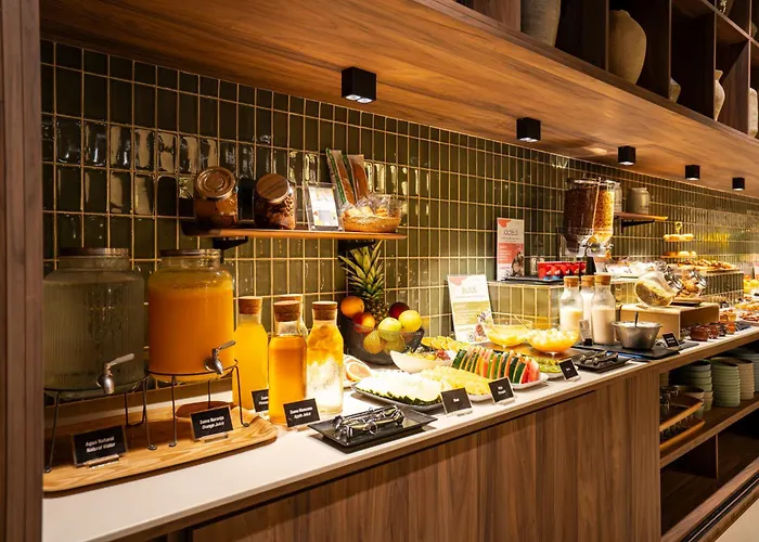 Zenit Borrell 4* Barcelona