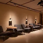 Zenit Borrell فندق