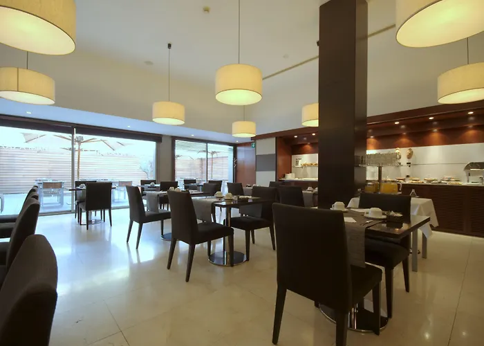 Zenit Borrell Hotel